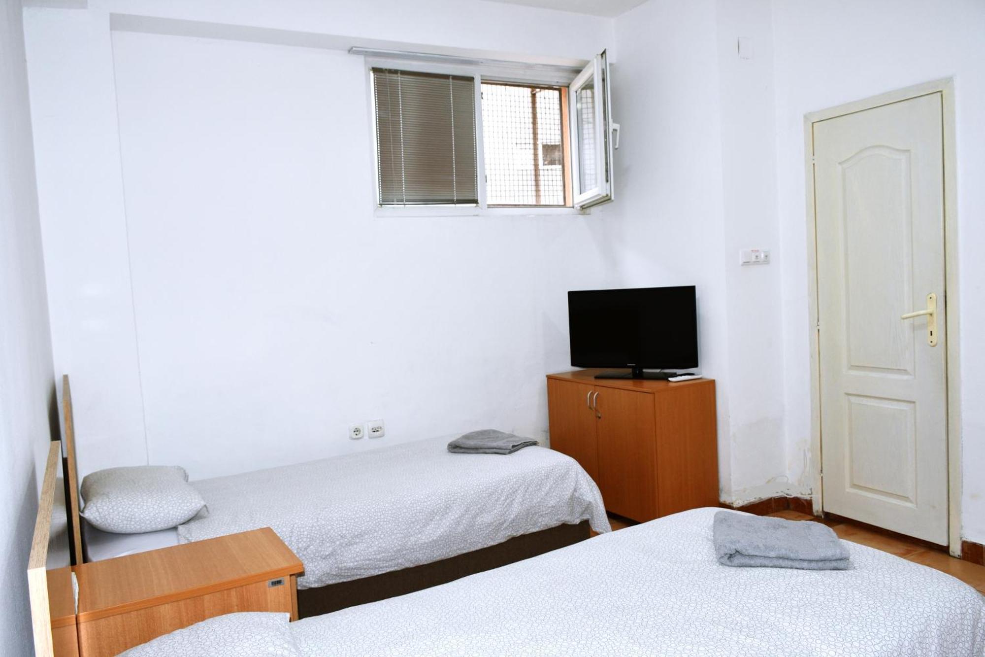 Sani Suteren Apartment Skopje Luaran gambar