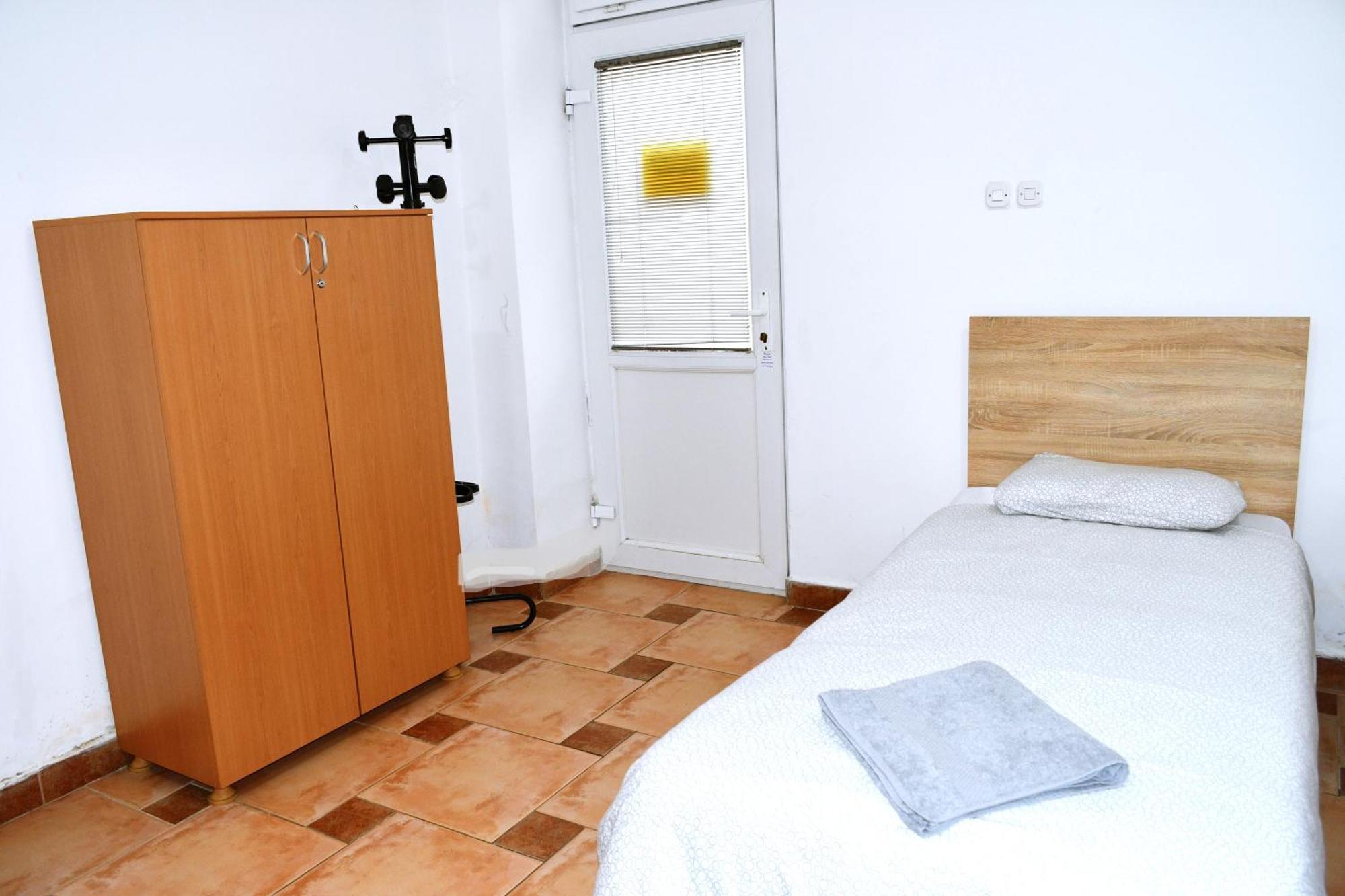 Sani Suteren Apartment Skopje Luaran gambar
